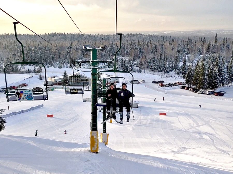 Partner Club members going up the Hilltop Ski Area